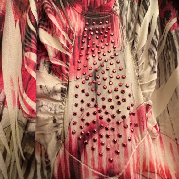 A soft Maxi  dress with detailing - Picture 3 of 4